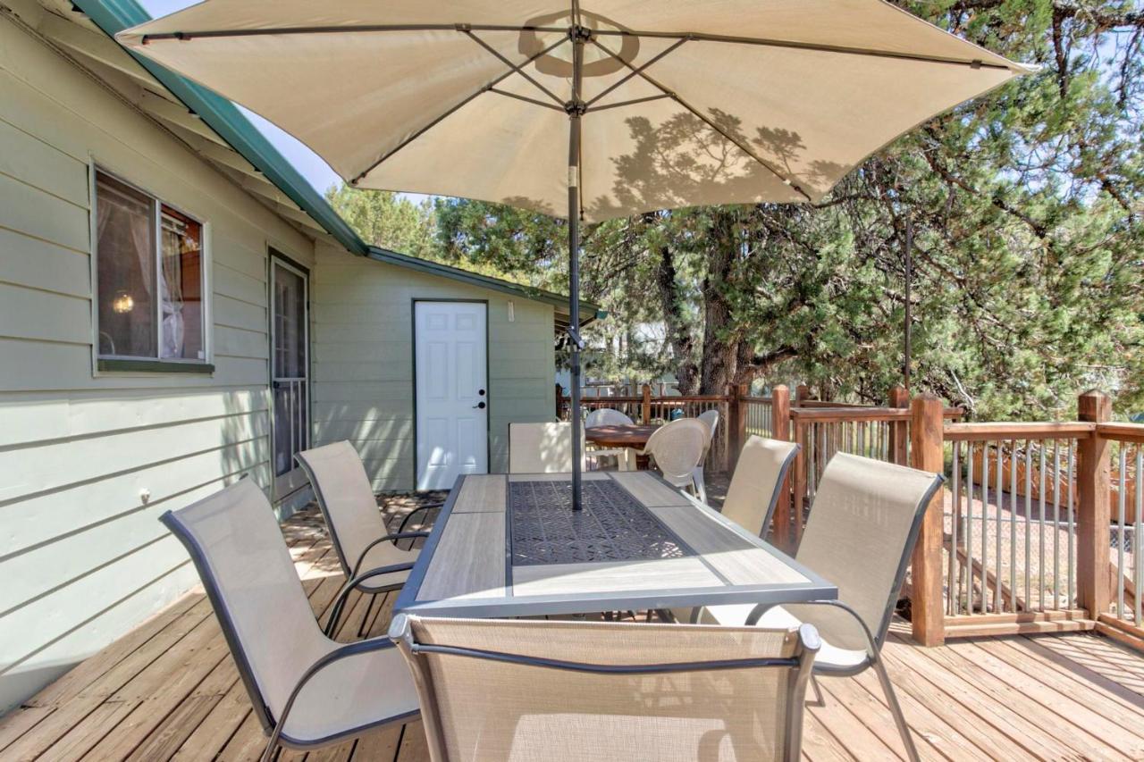 Pine Cabin Екстер'єр фото